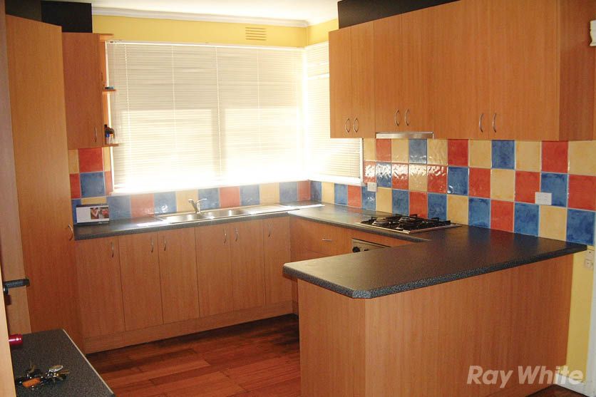 3 bedrooms House in 524 Highbury Road GLEN WAVERLEY VIC, 3150