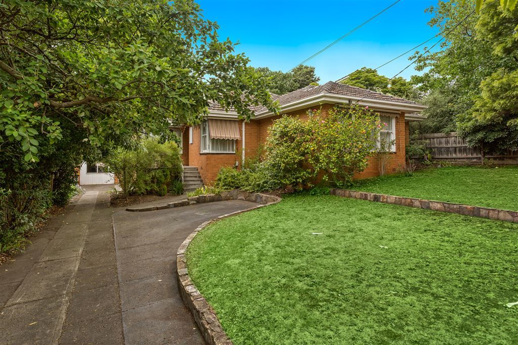 20 Wadham Parade, Mount Waverley VIC 3149, Image 0