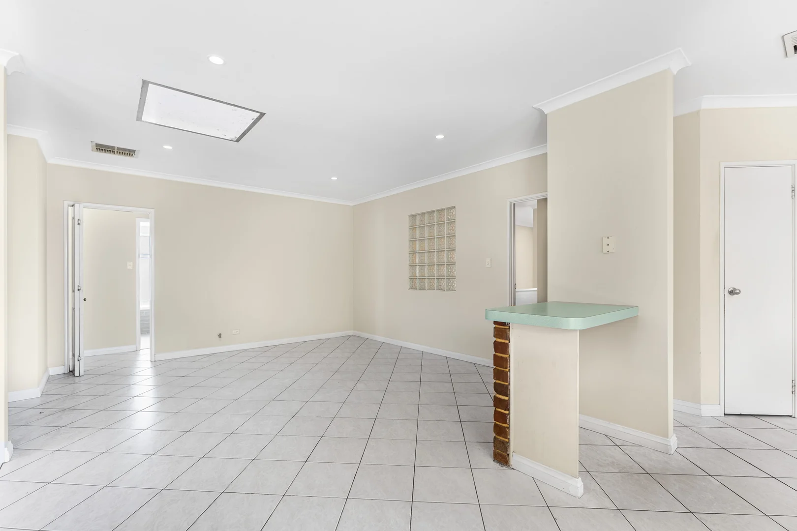 Additional image 5 of 29 Cottage Park Way, Kewdale WA 6105