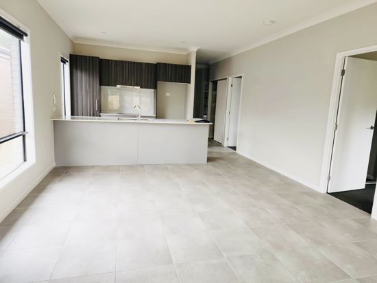 97 Riverview Parkway, Griffin QLD 4503, Image 2