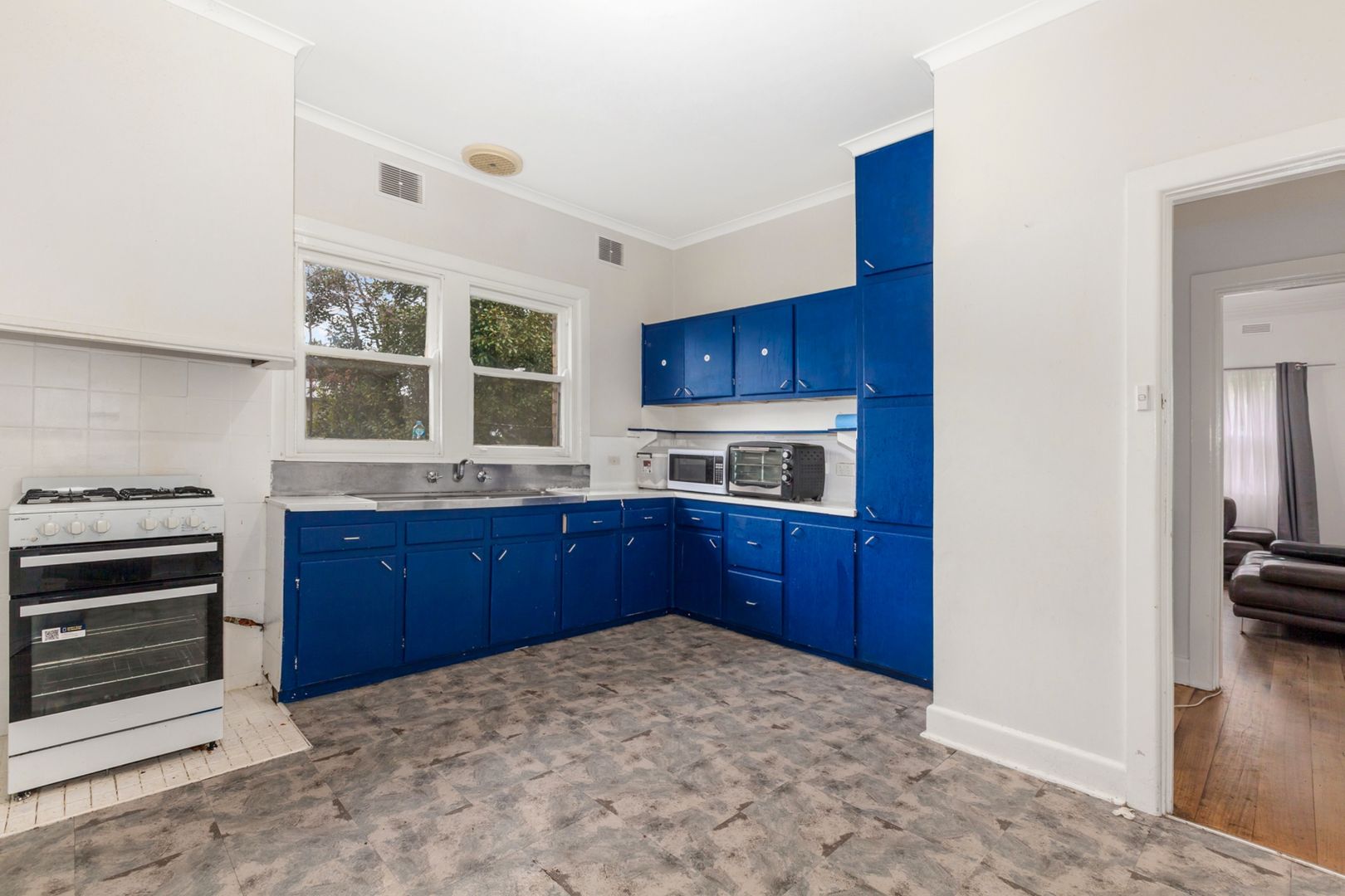 16 Rutledge Street, Kilmore VIC 3764 Domain