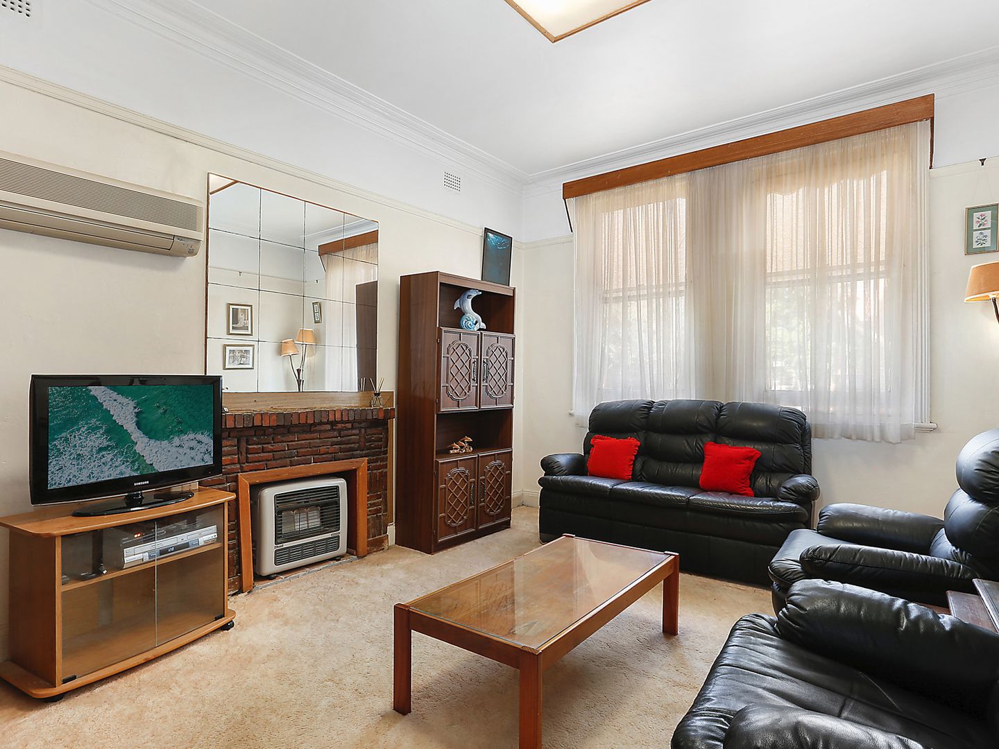 29 Hampton Court Road, Carlton NSW 2218, Image 1