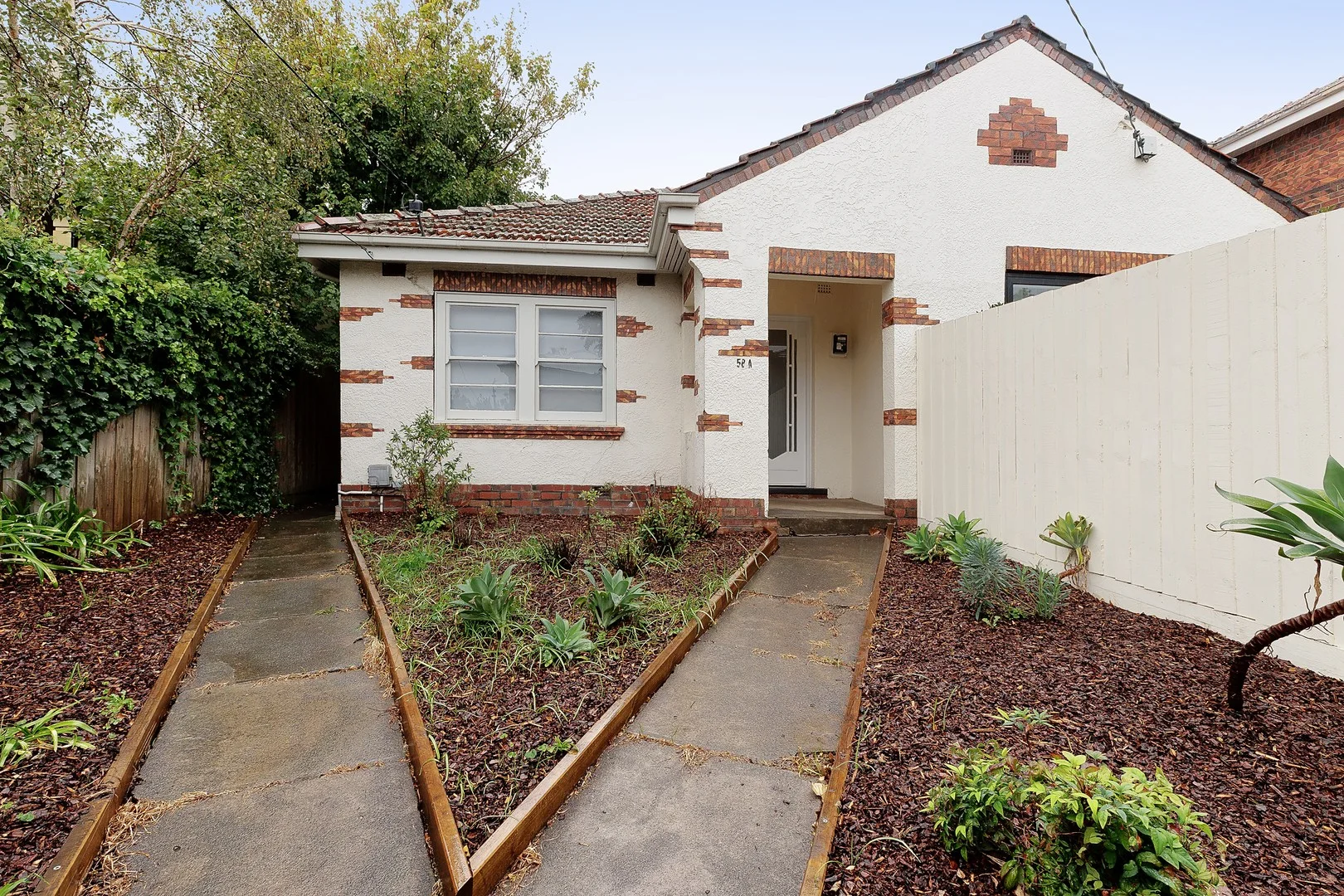 58A Lewisham Road, Windsor VIC 3181