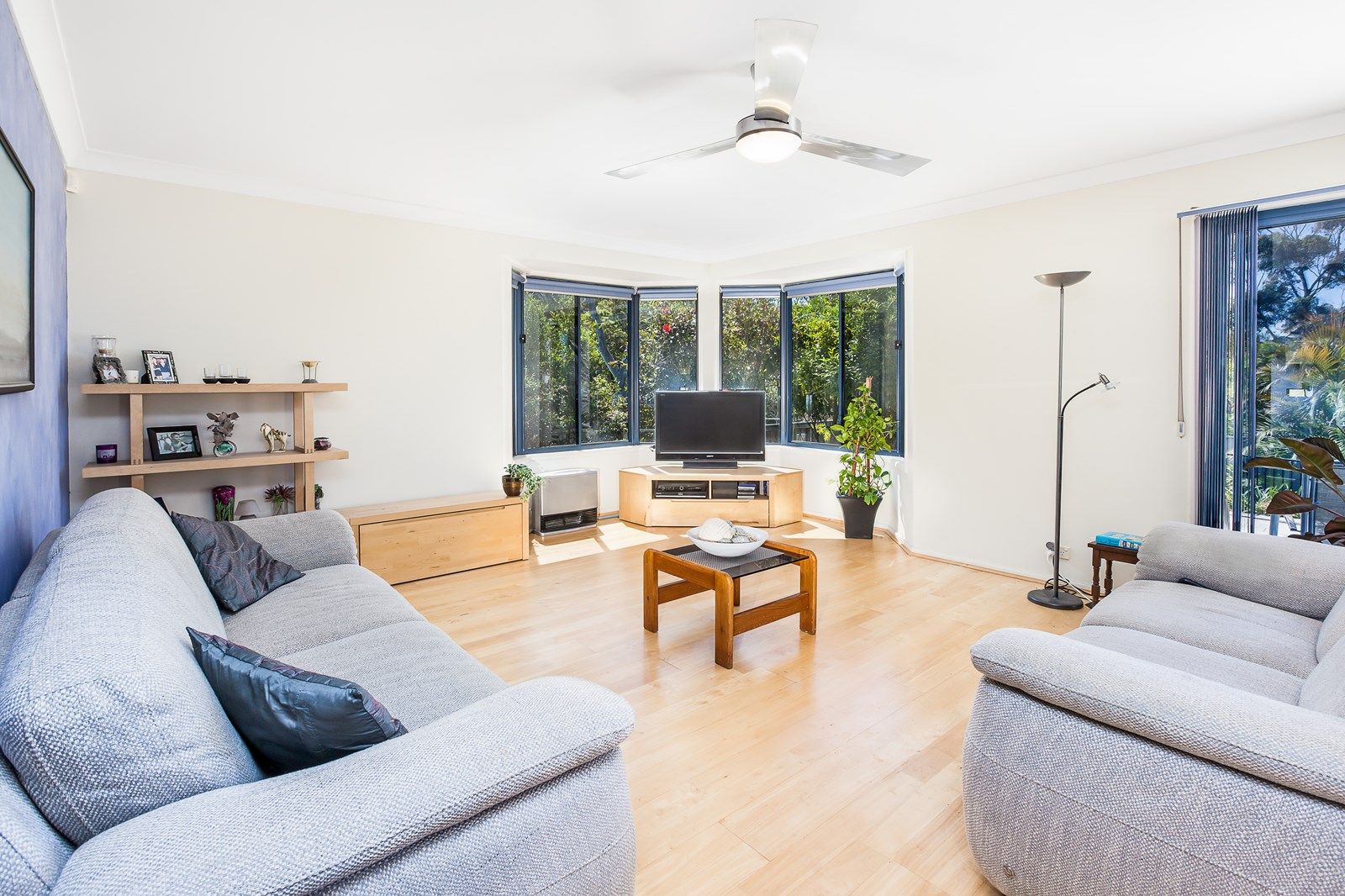 7 Johnston Avenue, Kirrawee NSW 2232, Image 2