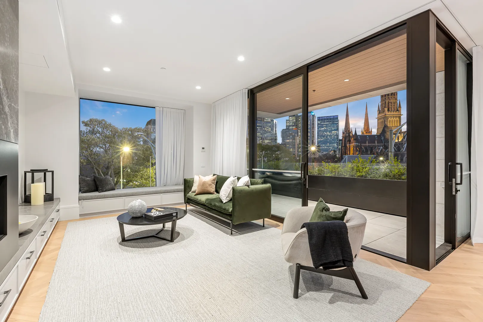 Apartment in East Melbourne - More