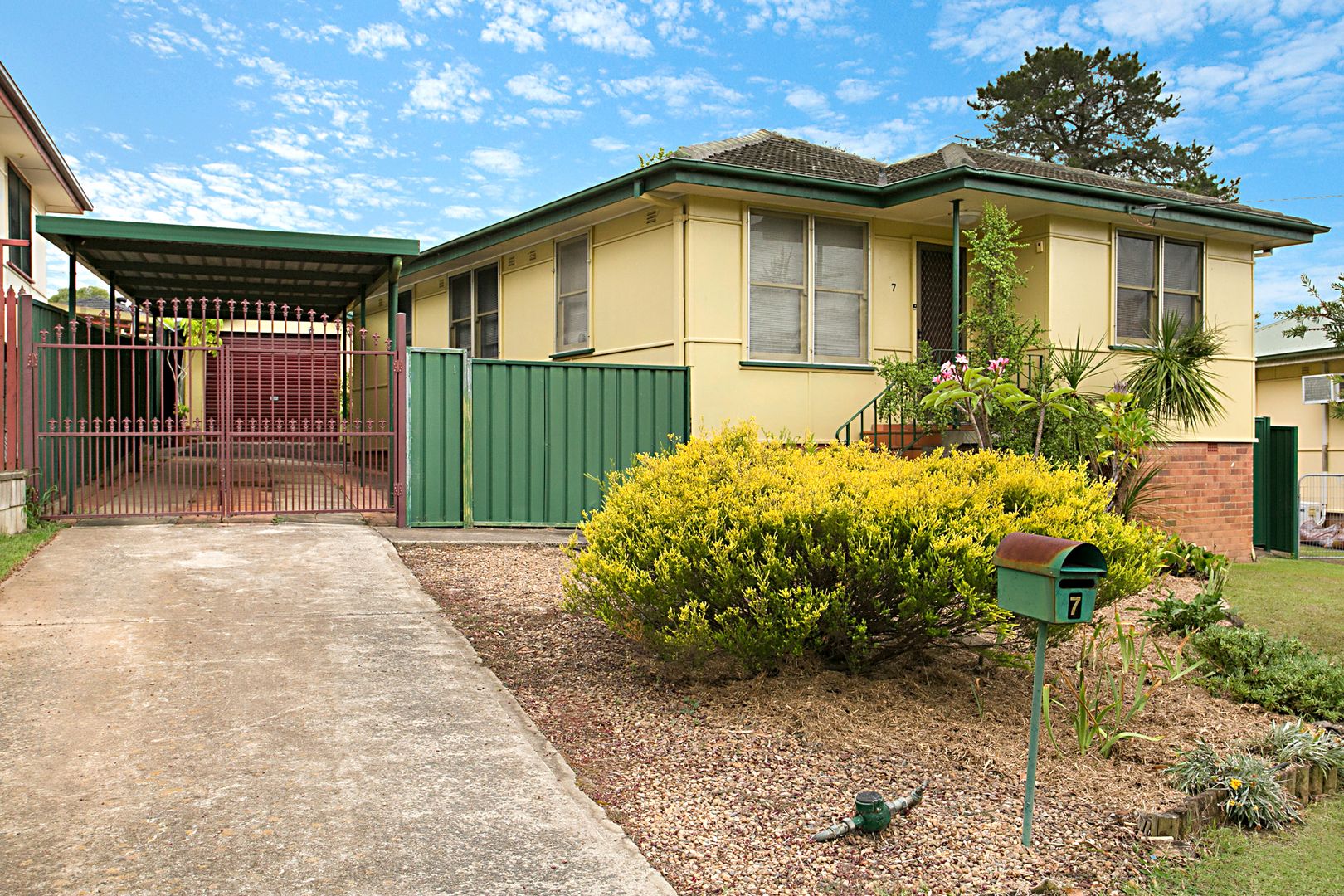 7 Middleton Road, Leumeah Property History & Address Research Domain