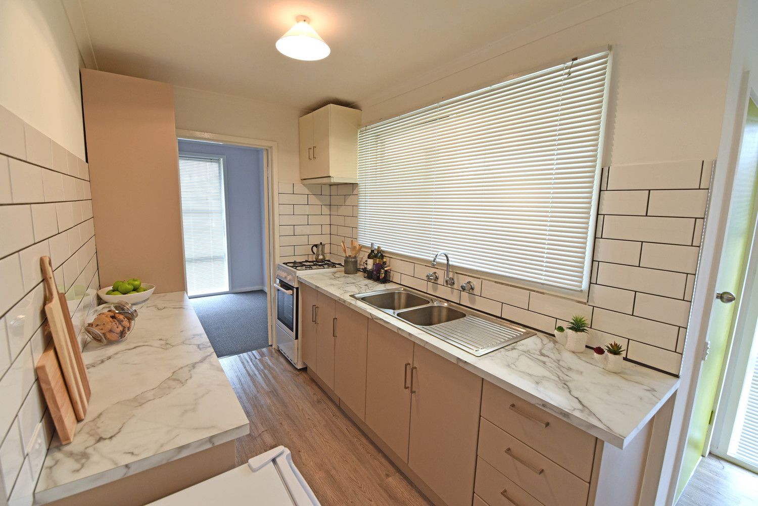 5 Middlesex Crescent, Shepparton VIC 3630 - House For Sale ...