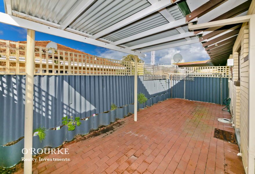 2/31 Joyce Street, Scarborough WA 6019, Image 2