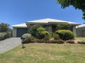 3 bedrooms House in 18 Casey Street PIMPAMA QLD, 4209