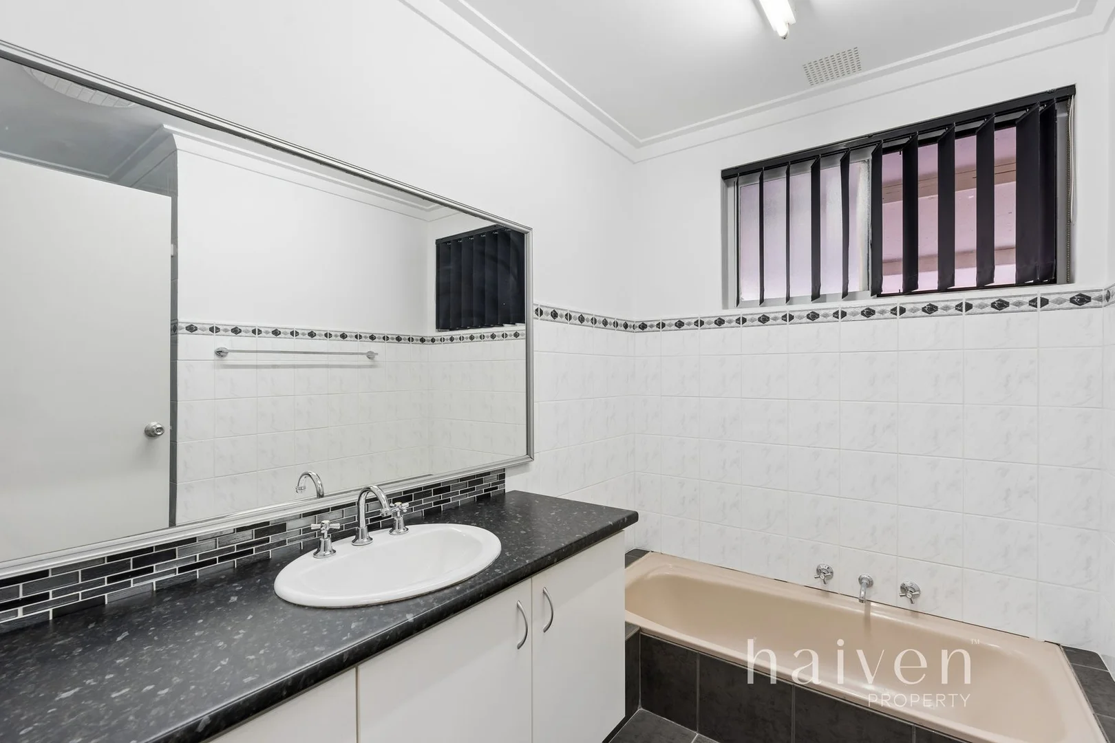 Additional image 14 of 34 Shearwater Way, Gosnells WA 6110