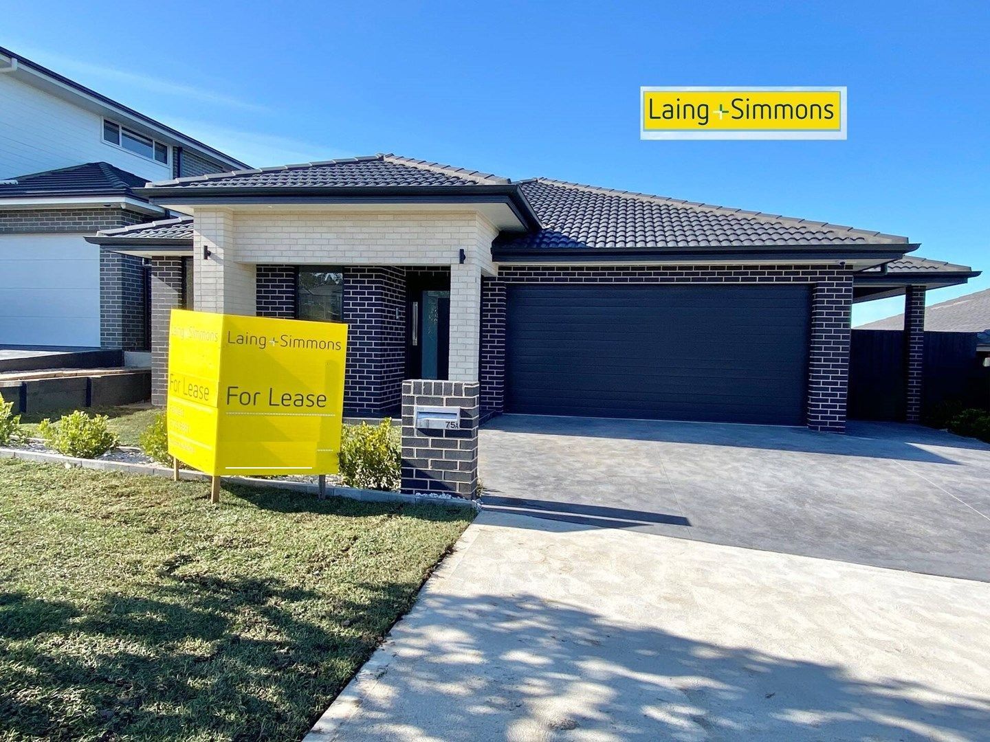 4 bedrooms House in 75 Richmond Road ORAN PARK NSW, 2570