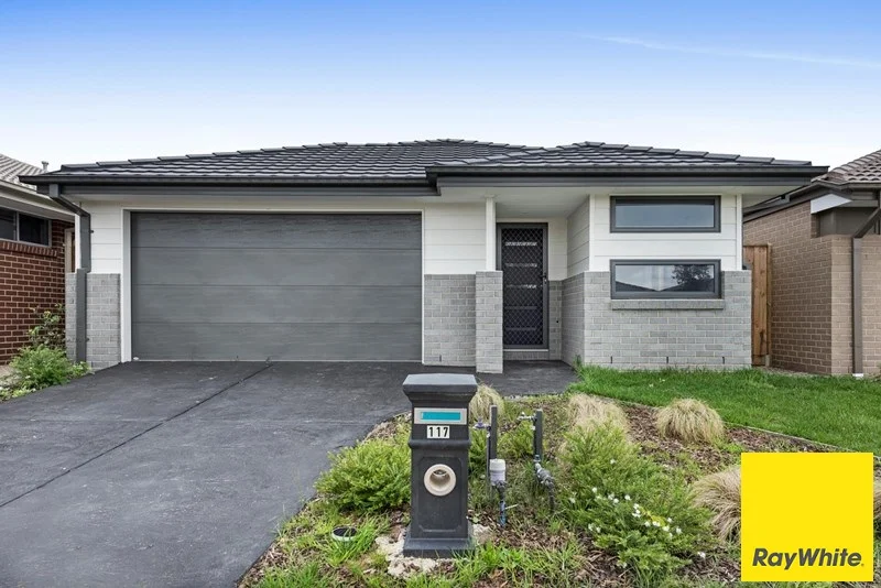 117 Park Orchard Drive, Pakenham VIC 3810