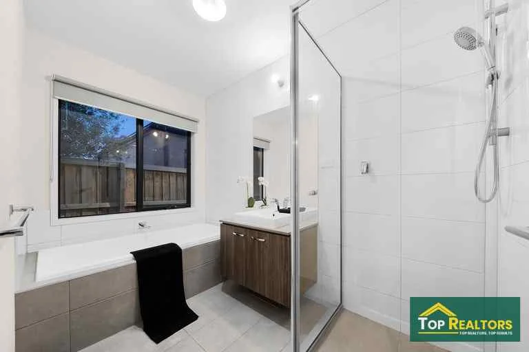 Additional image 4 of 6 Limewood Street, Manor Lakes VIC 3024