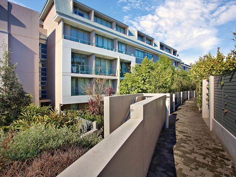 1 bedrooms Apartment / Unit / Flat in B306/3-11 Burleigh Street LINDFIELD NSW, 2070