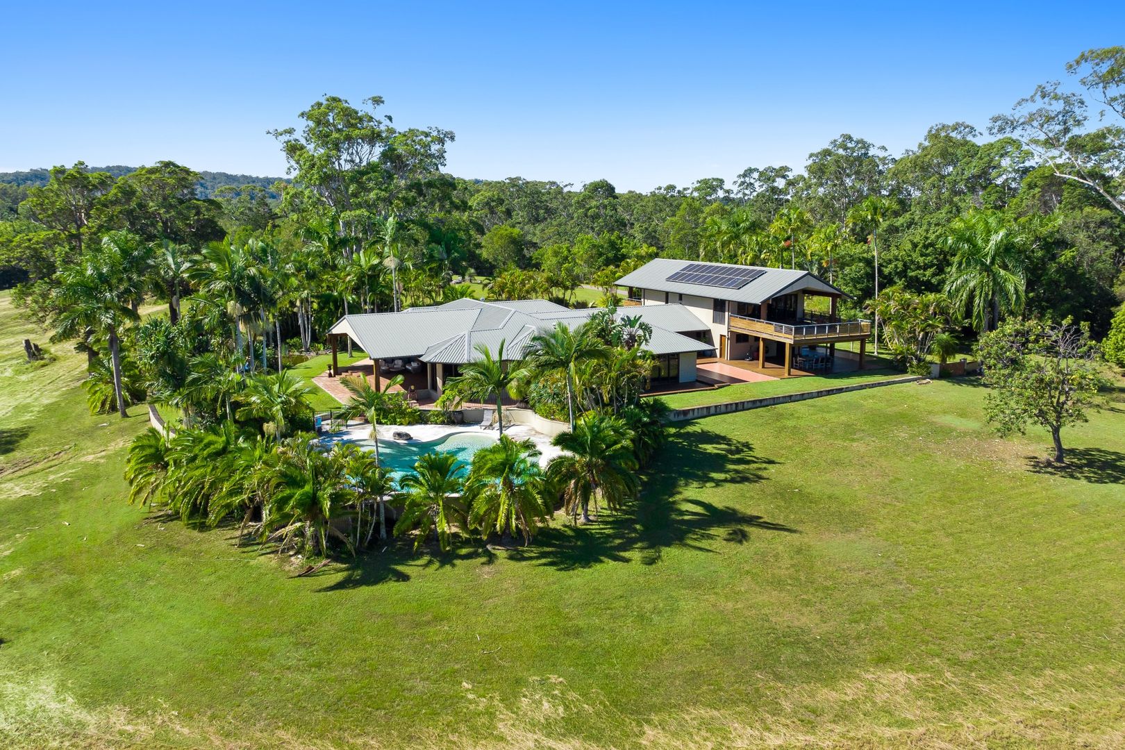 5 Gumboil Road, Lake Macdonald QLD 4563, Image 2