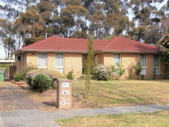 34 Essex Park Drive, Endeavour Hills VIC 3802