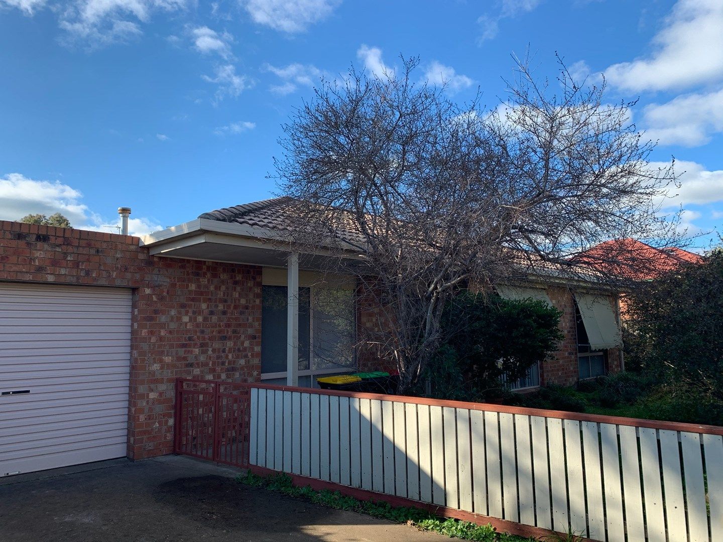 2 bedrooms House in 11 Exton Crescent BENALLA VIC, 3672