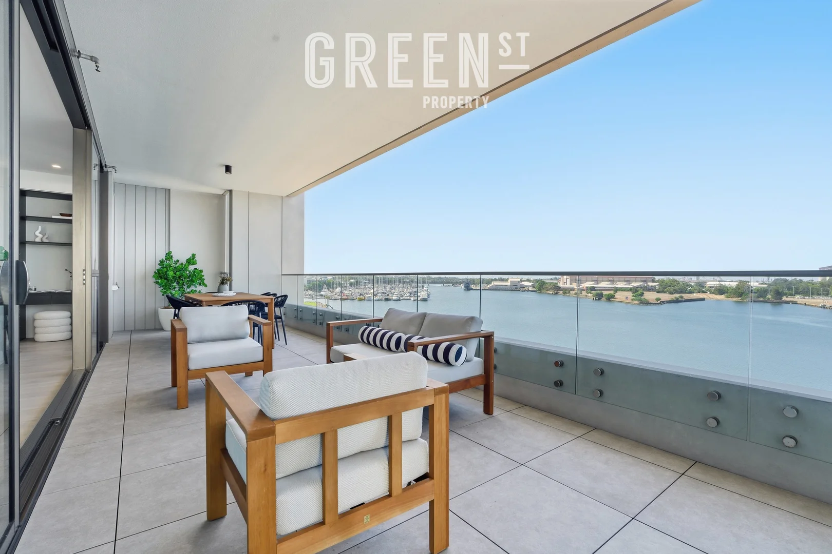 Additional image 4 of 401/45 Honeysuckle Drive, Newcastle NSW 2300