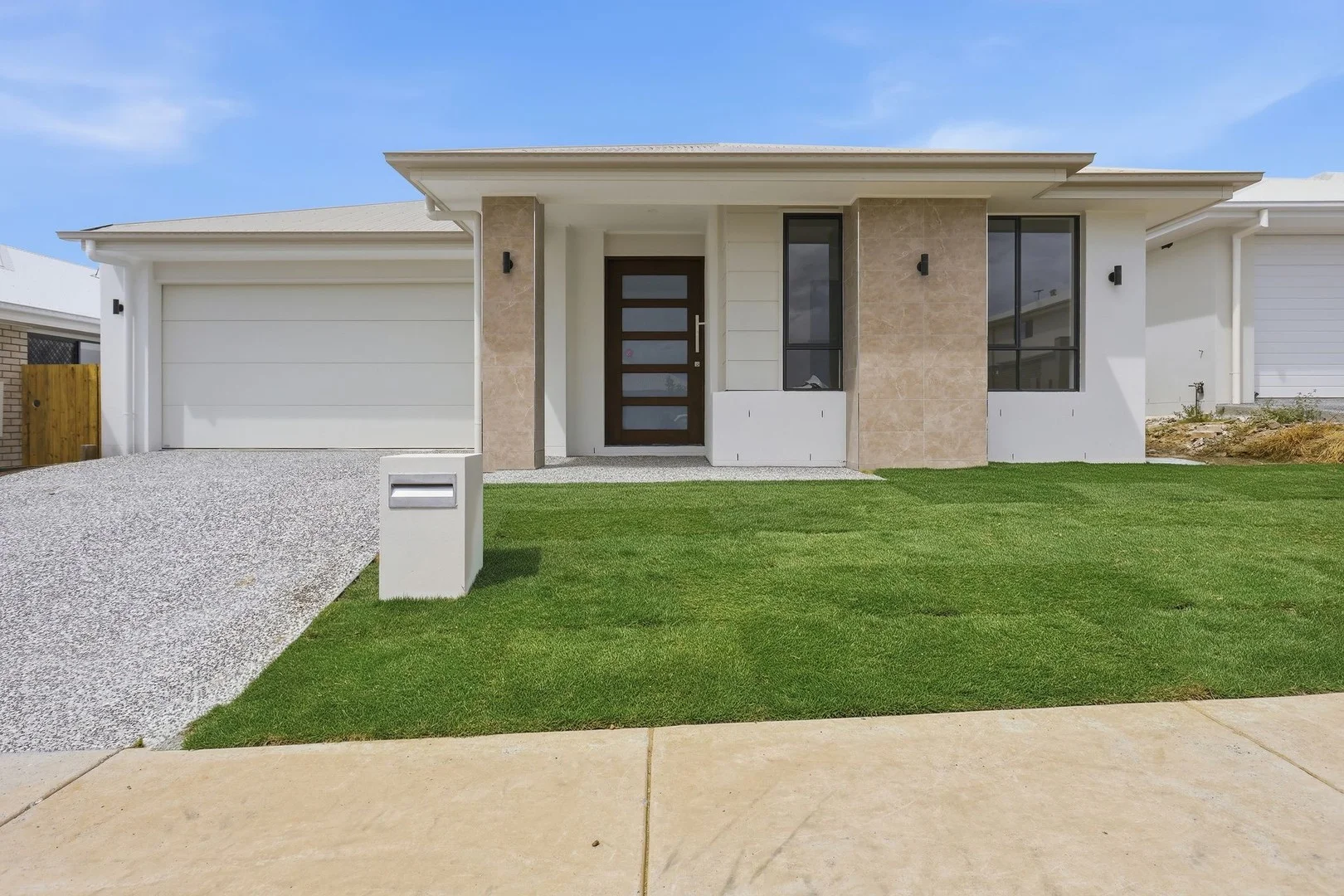 10 Alma Street, Morayfield QLD 4506