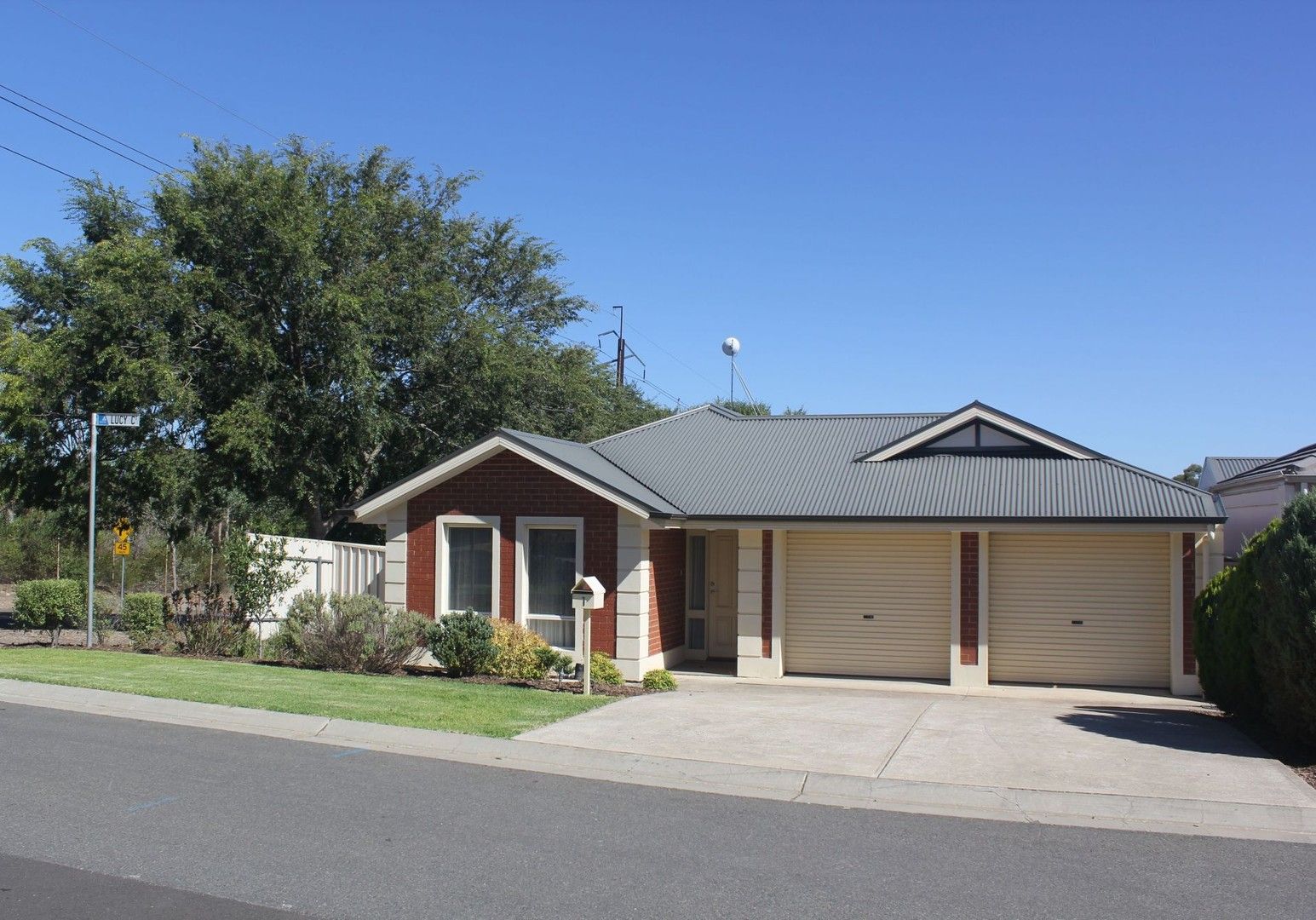 3 bedrooms House in 1 Lucy Court TROTT PARK SA, 5158