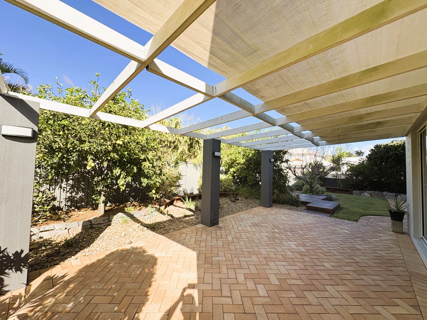 Additional image 39 of 15 Lionheart Cres, Newport QLD 4020