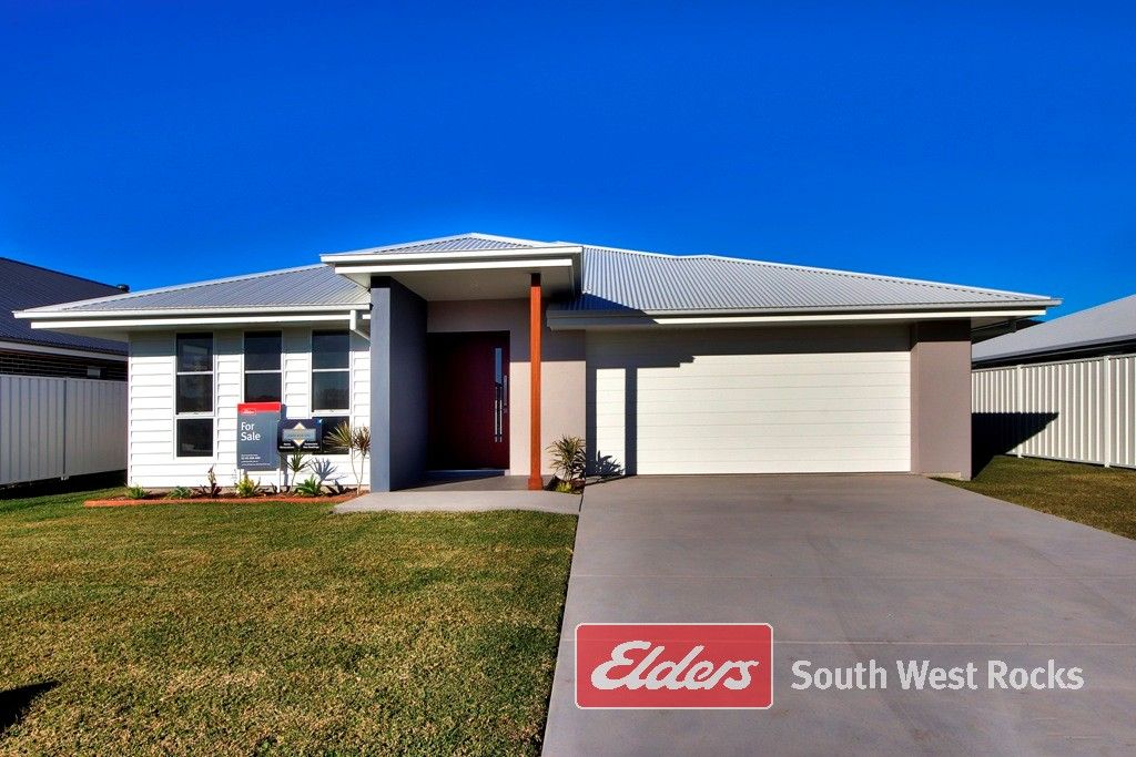 South West Rocks NSW 2431 4 beds house for Sale, 629,000