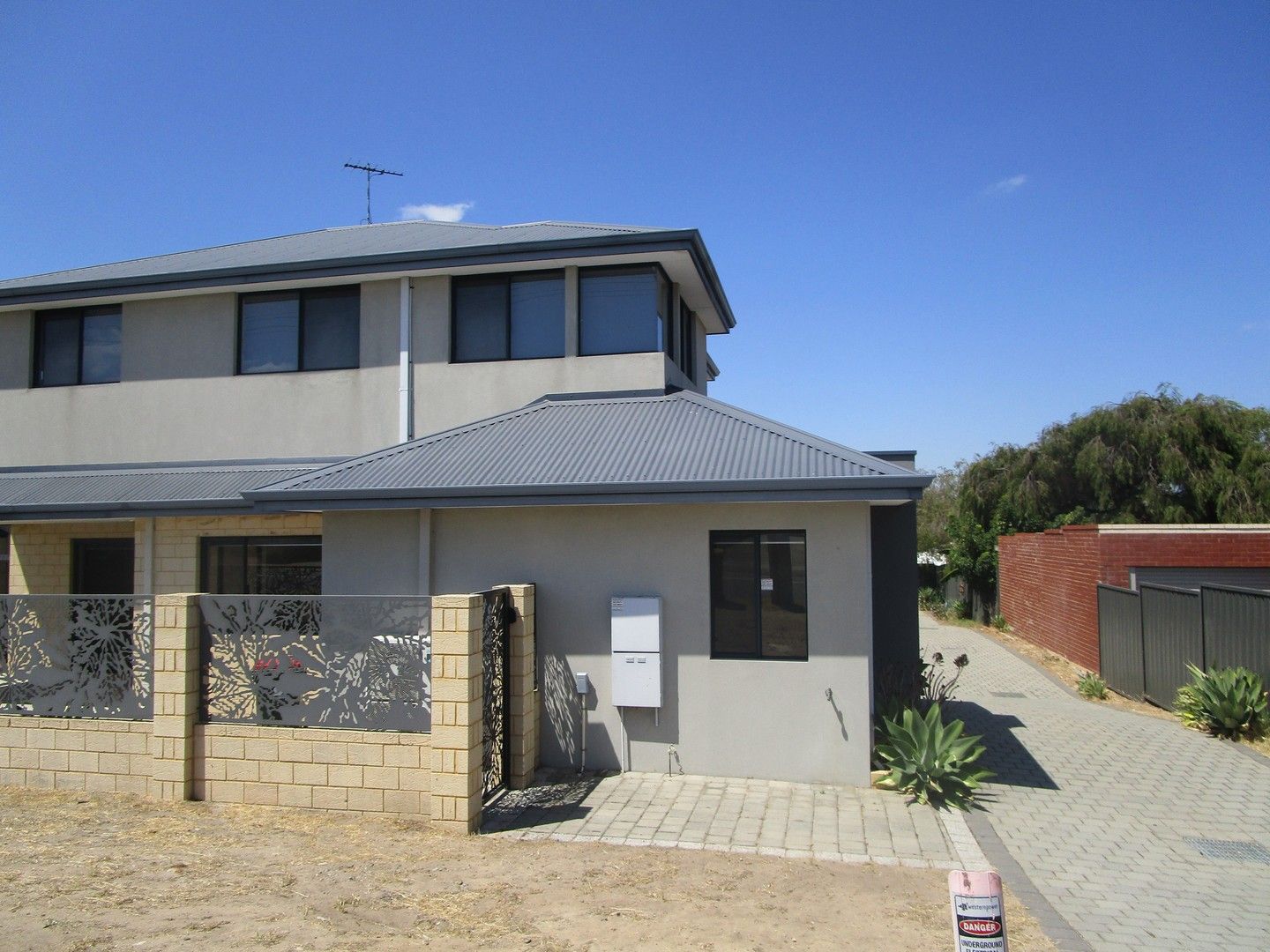 3 bedrooms Townhouse in A/492 Main Street BALCATTA WA, 6021