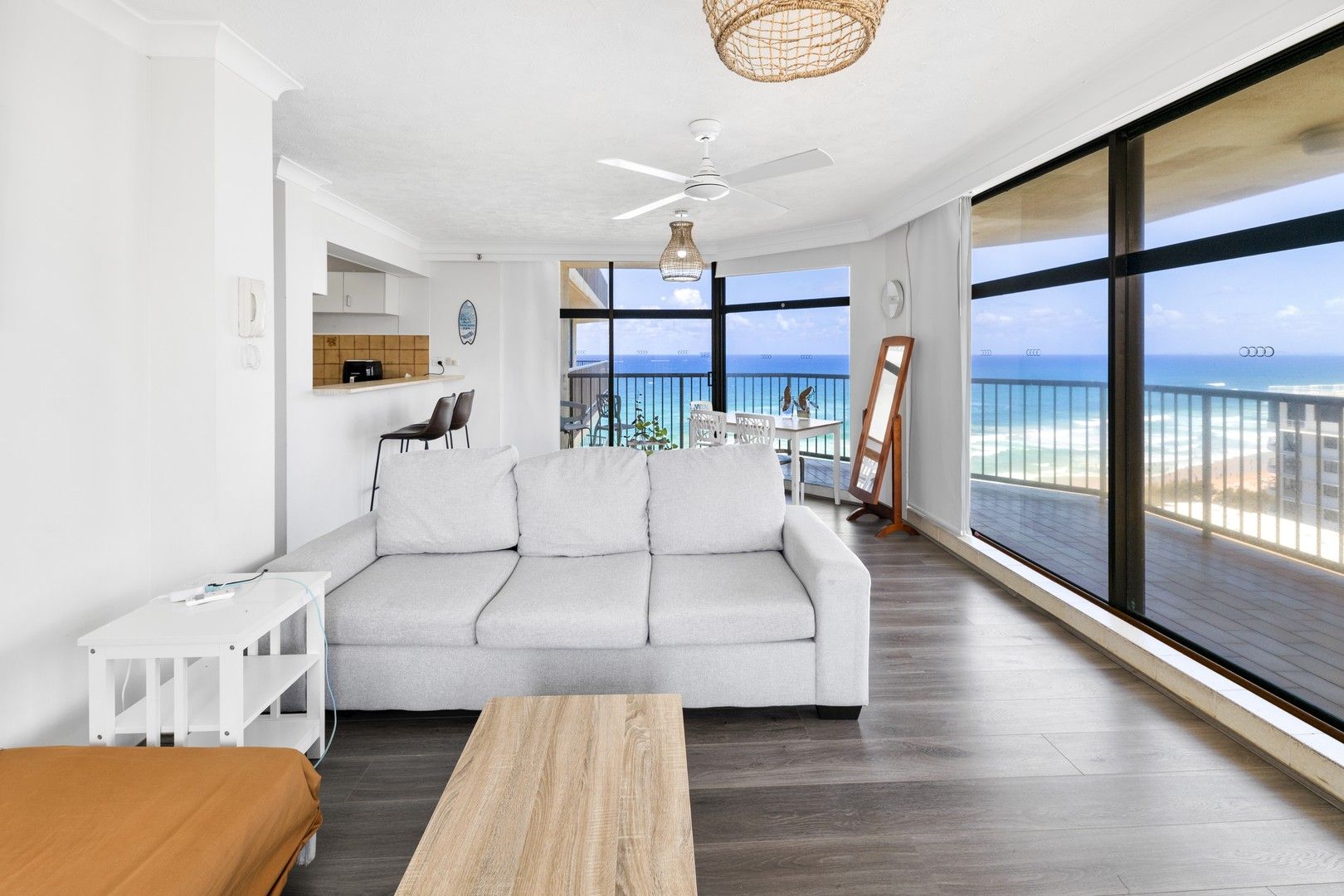 2 bedrooms Apartment / Unit / Flat in 17E/80 The Esplanade SURFERS PARADISE QLD, 4217