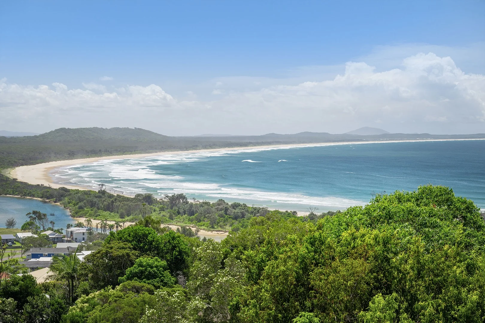 23 Dulconghi Street, Crescent Head NSW 2440