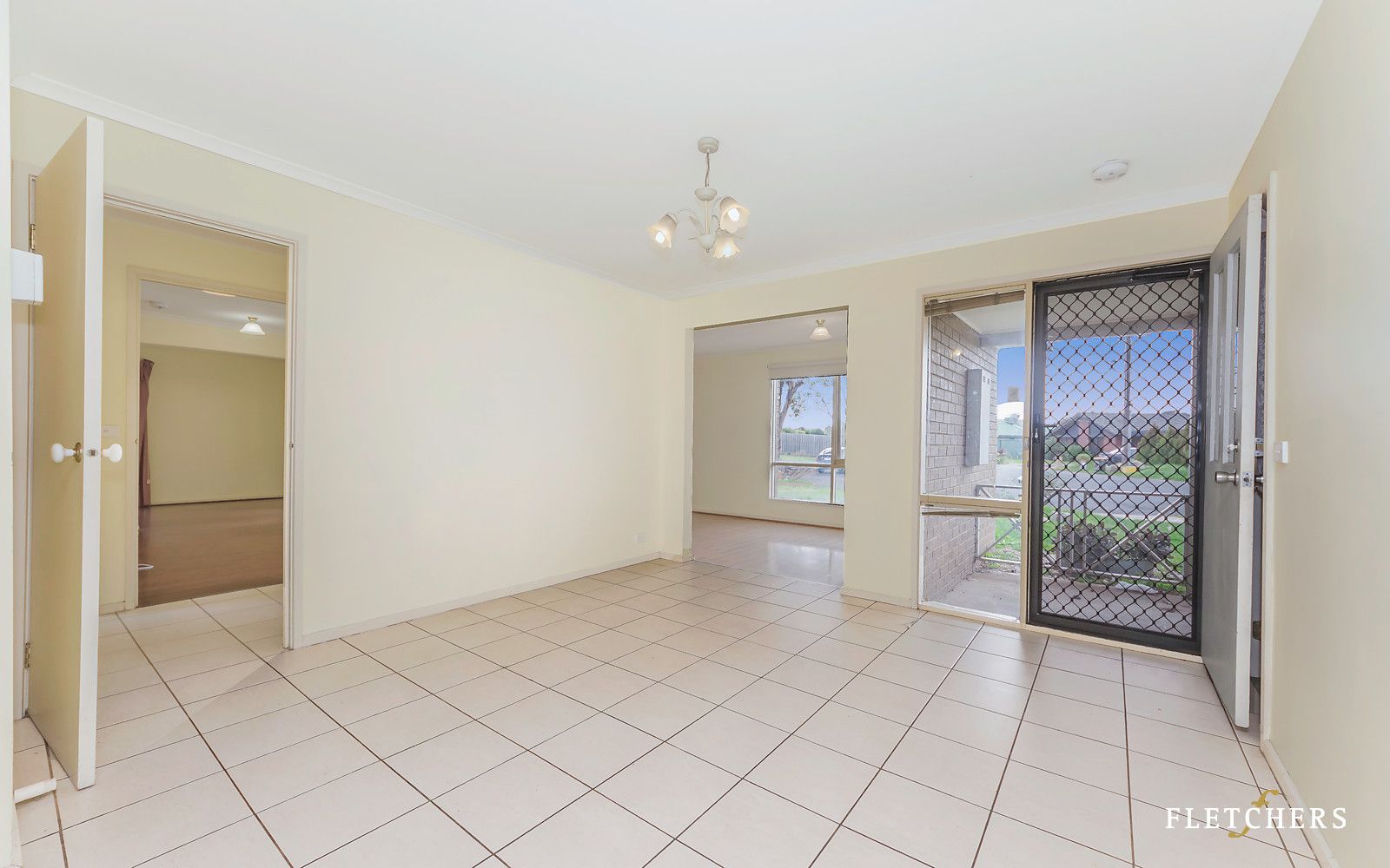 5 Nerang Court, Hoppers Crossing VIC 3029, Image 2