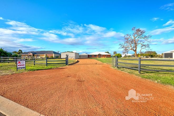 Picture of 32 Craigie Drive, ROELANDS WA 6226