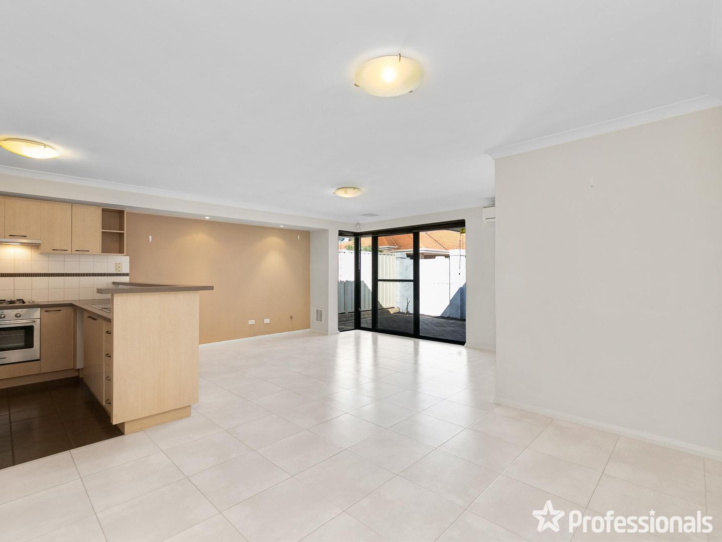 23 Yarra Promenade, Hammond Park WA 6164, Image 1