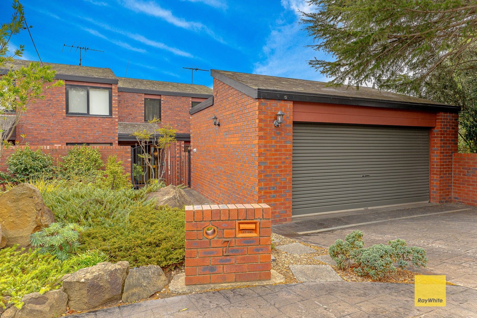 1/7 Chesterfield Court, Newtown VIC 3220, Image 0