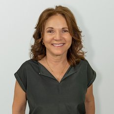 Tina Hardman, Sales representative