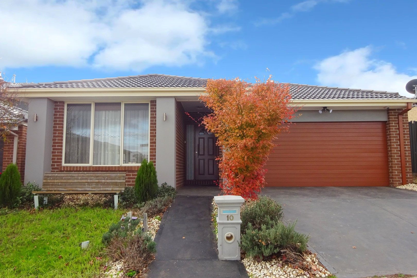 10 Frontier Avenue, Greenvale VIC 3059 House For Rent Domain