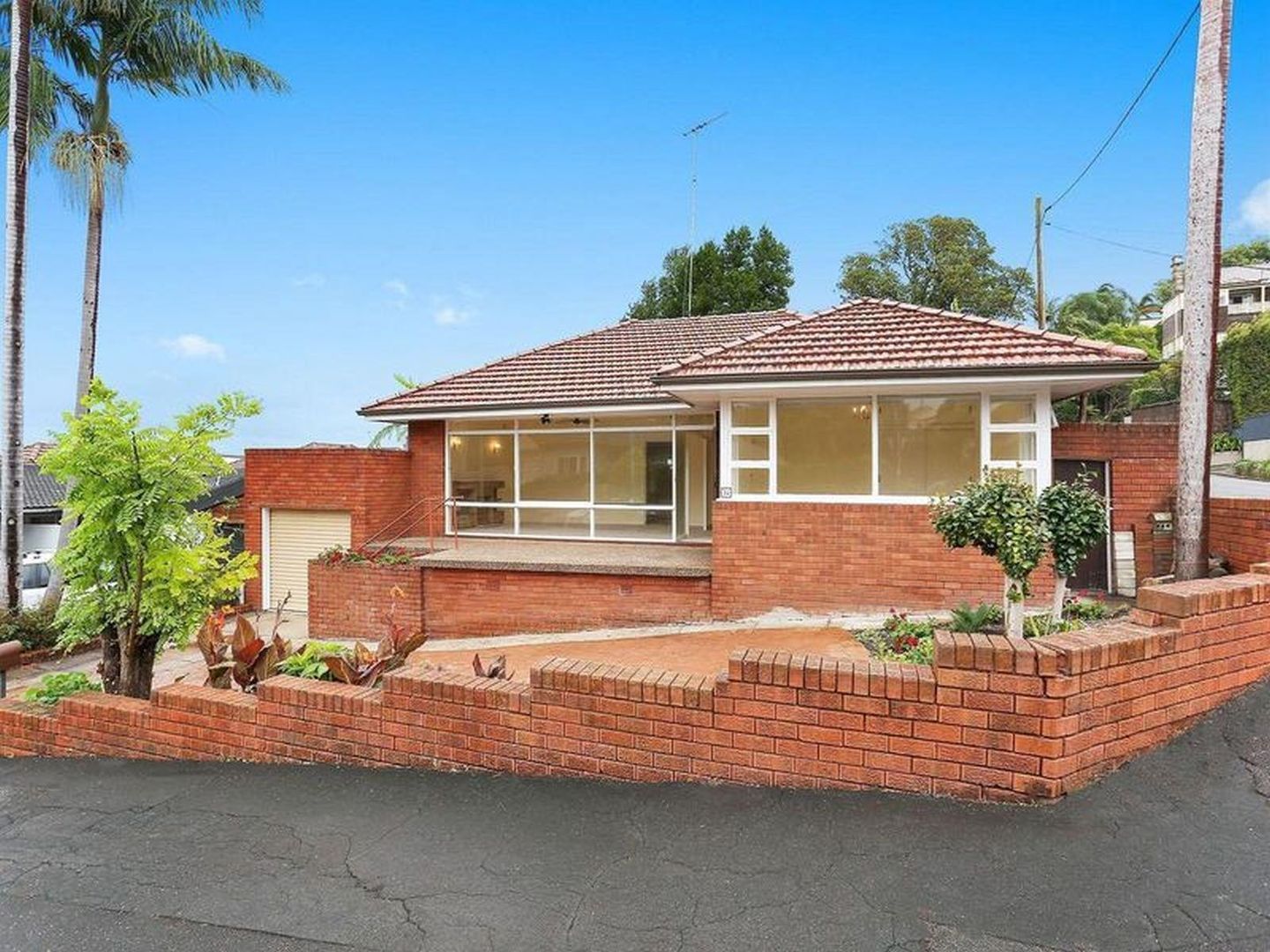 14 Ellesmere Avenue, Hunters Hill Property History & Address Research