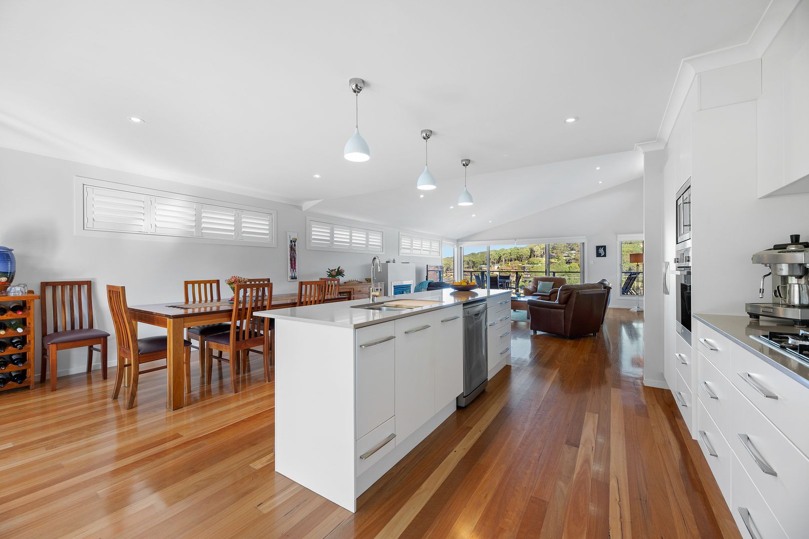 10 Sunnyside Crescent, Kianga NSW 2546, Image 1