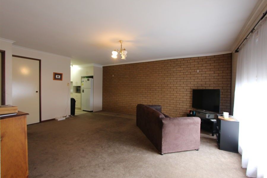 3/31 WREN STREET, Mount Austin NSW 2650, Image 1