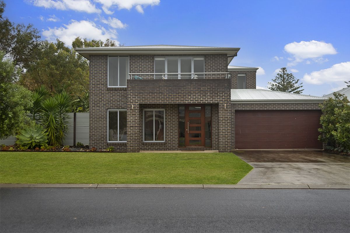 4 bedrooms House in 33 Dyson Street PORT FAIRY VIC, 3284
