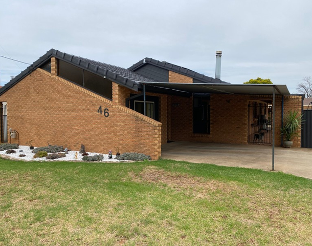 46 Russell Street, Parkes NSW 2870