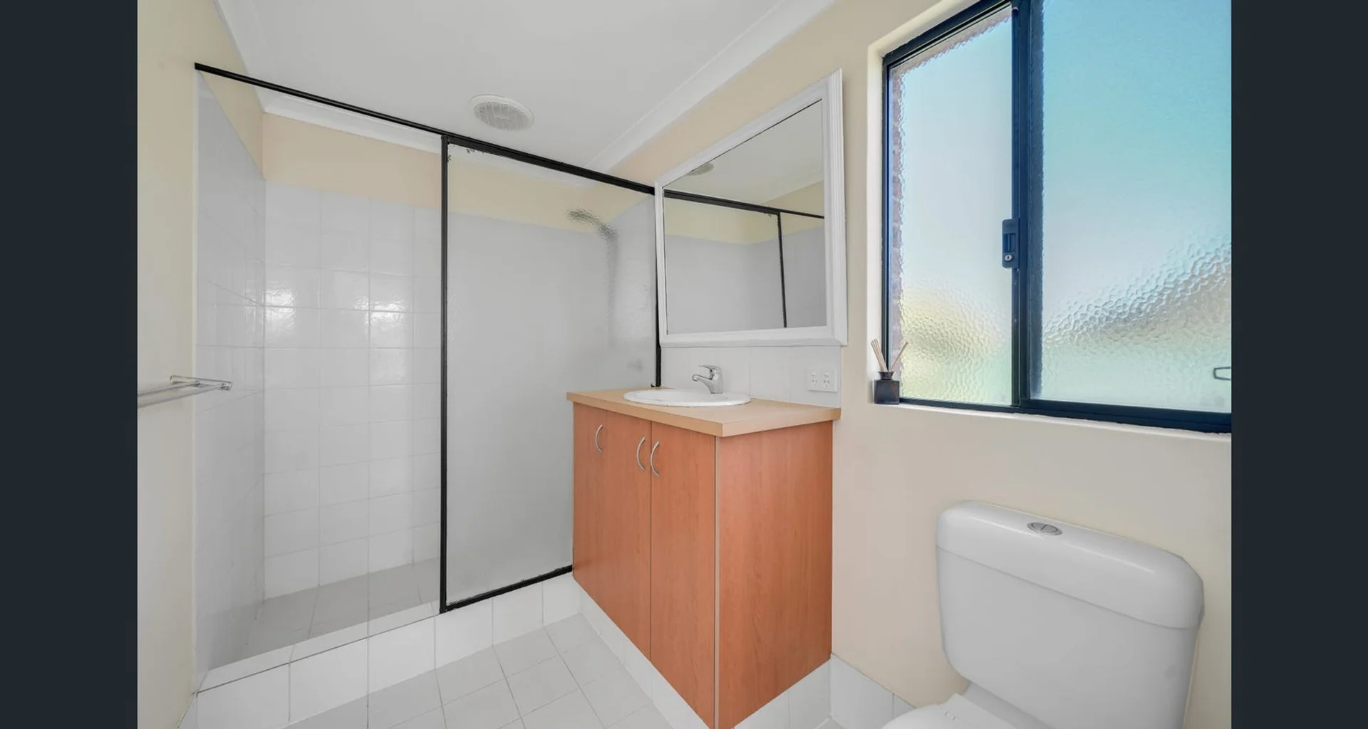 Additional image 10 of 2 Karrivale Court, Pearsall WA 6065