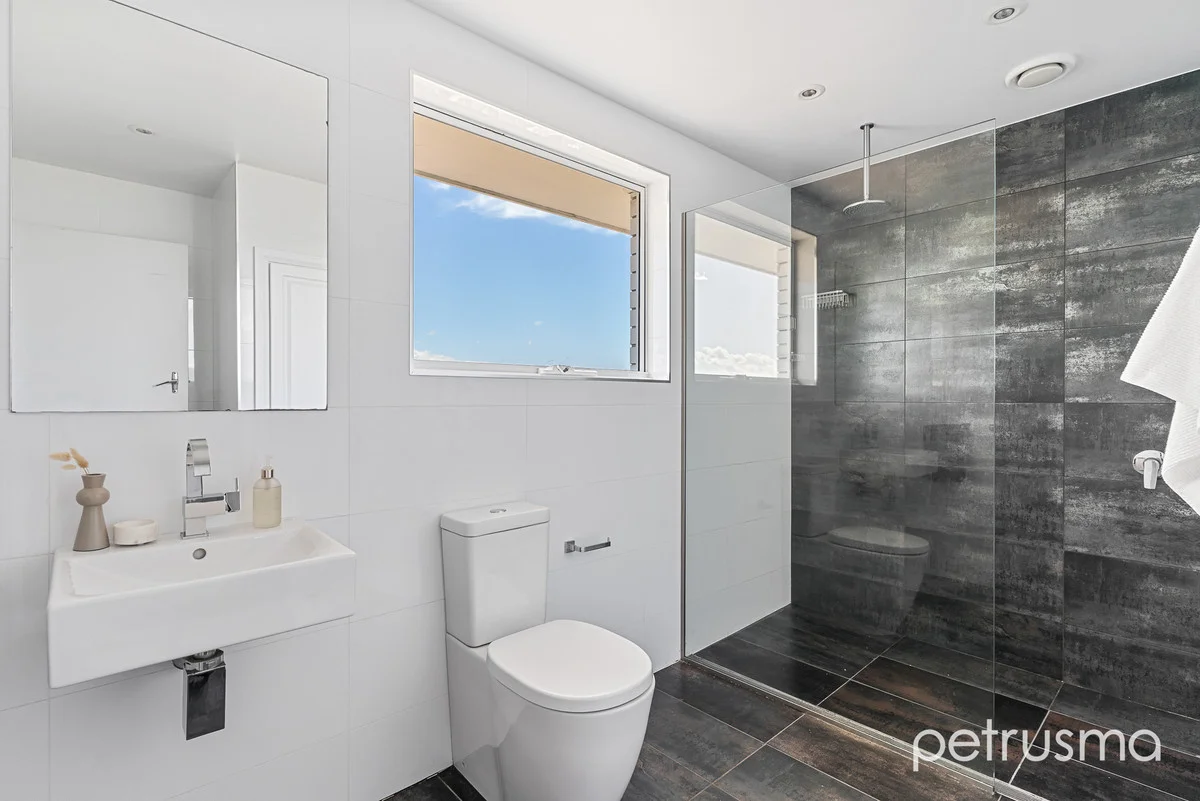 Additional image 15 of 31 Midway Point Esplanade, Midway Point TAS 7171