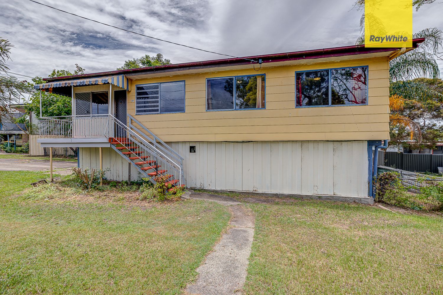 3 bedrooms House in 21 Brownvale Street LOGAN CENTRAL QLD, 4114