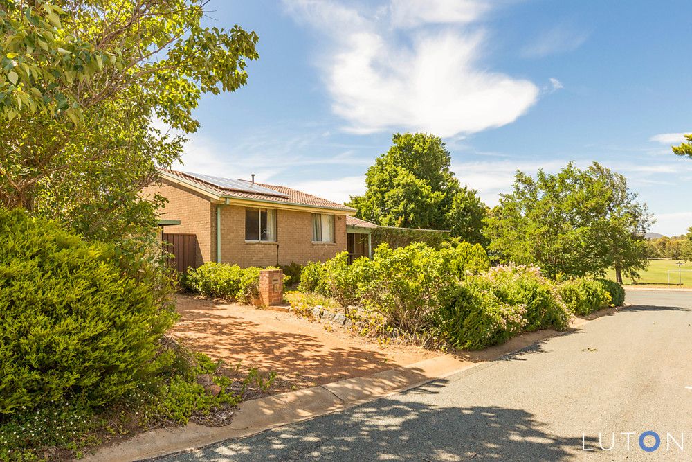 2 Lelta Place, Giralang ACT 2617, Image 1