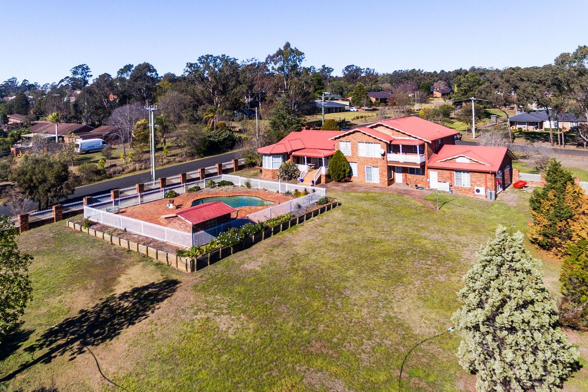 2 Berry Close, Grasmere NSW 2570, Image 2