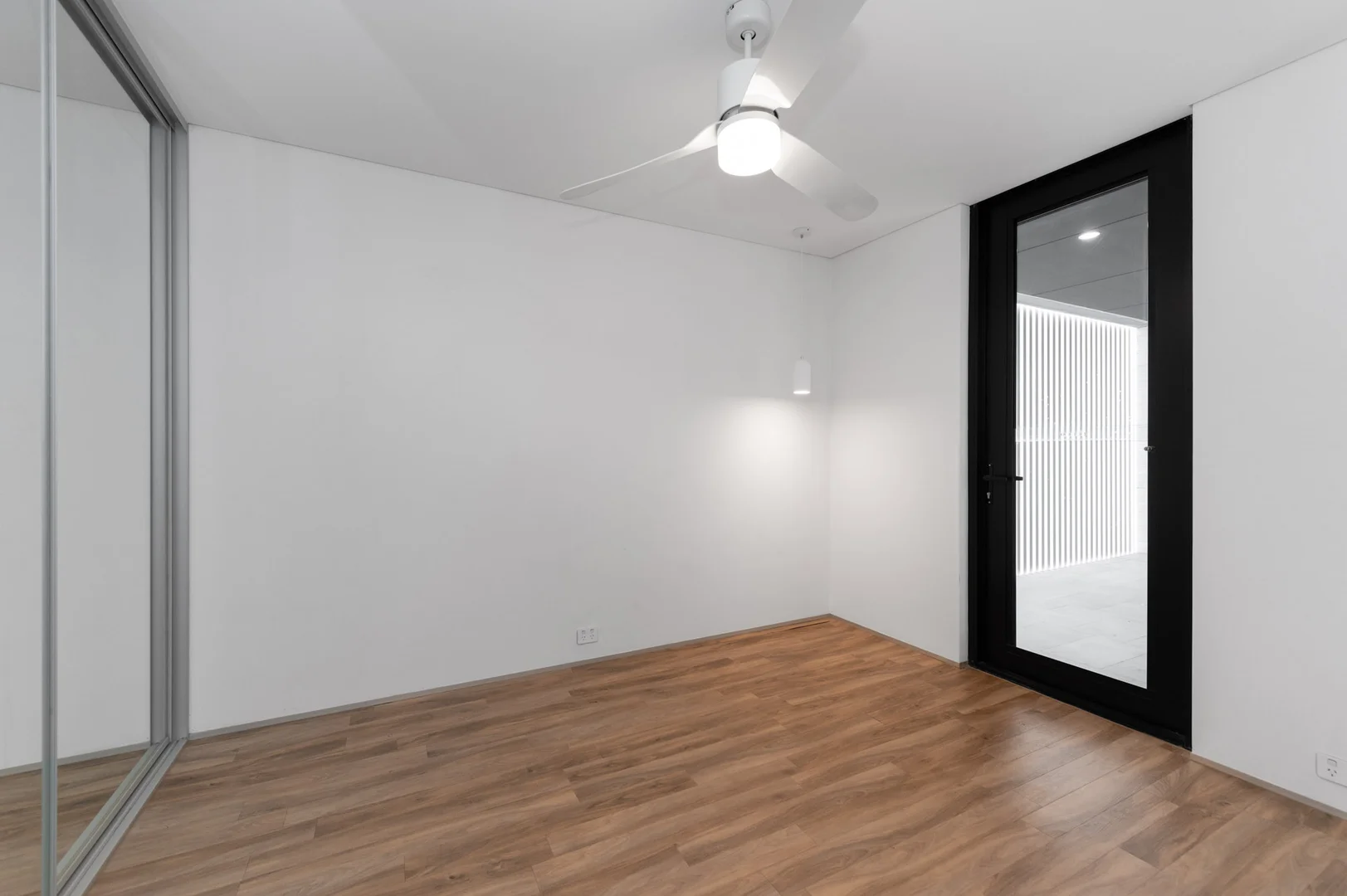 Additional image 7 of 10/402 Carrington Street, Hamilton Hill WA 6163