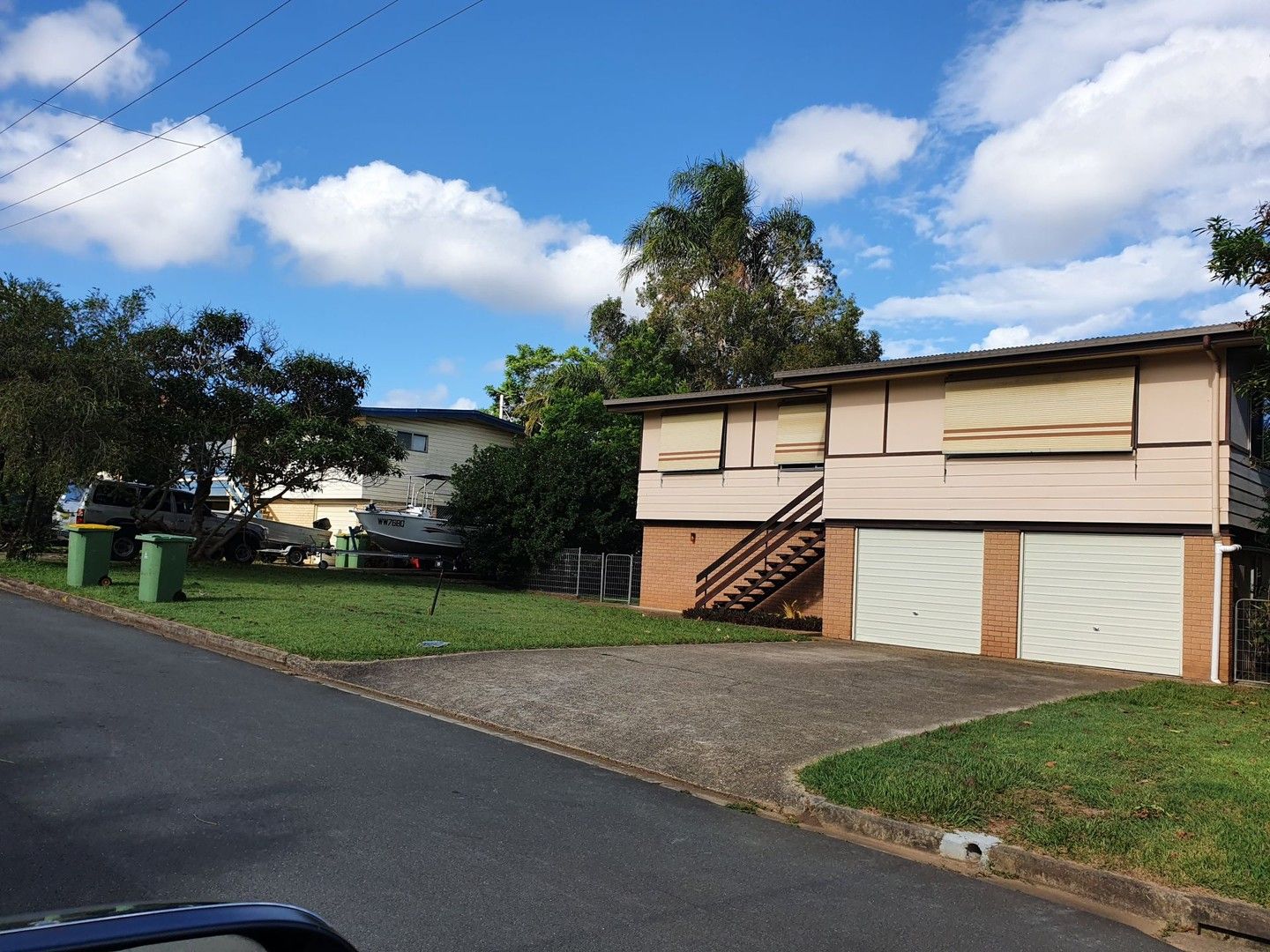 3 bedrooms House in 15 Carbeen Crescent LAWNTON QLD, 4501