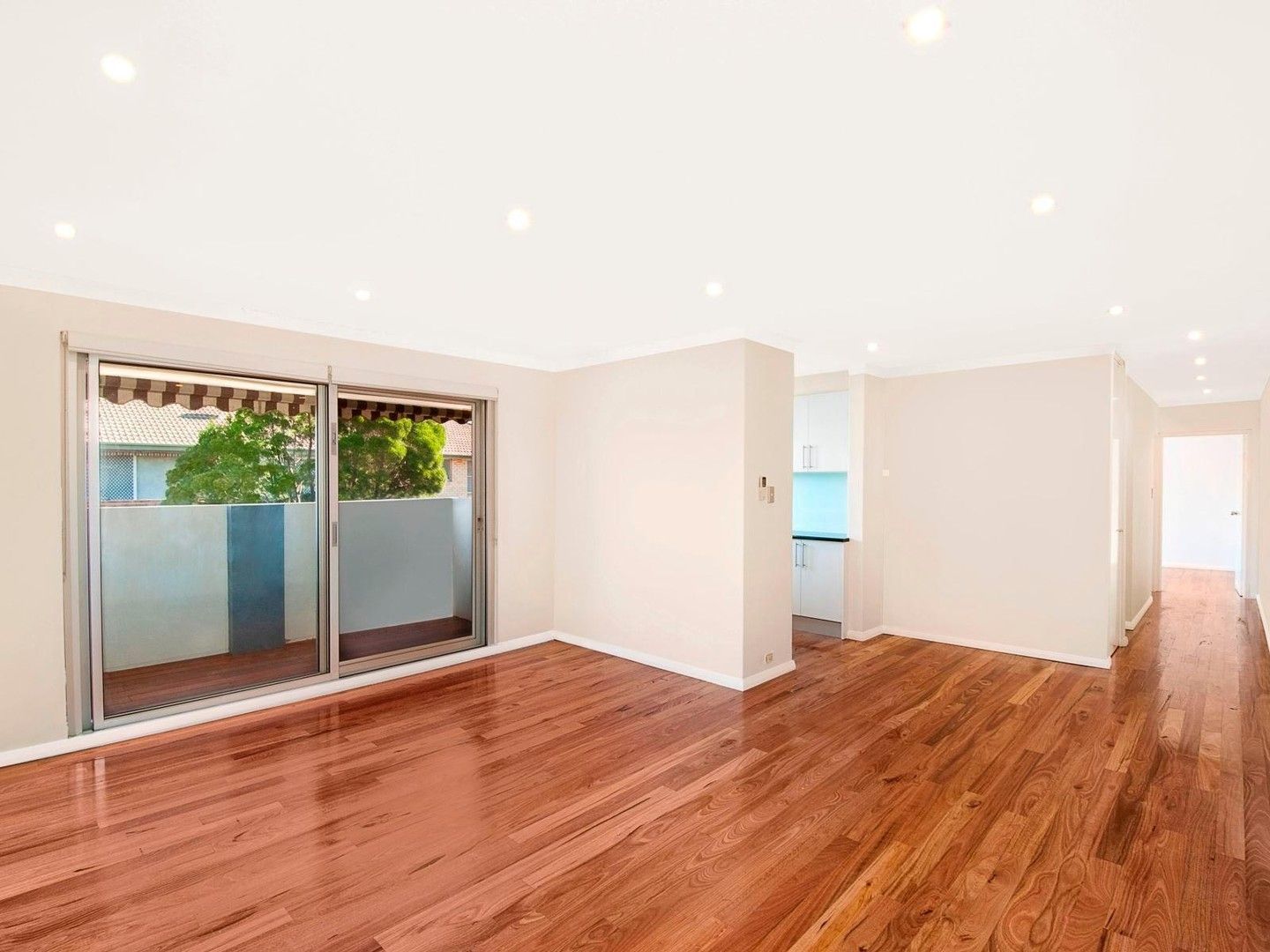 2 bedrooms Apartment / Unit / Flat in 11/12 Grace Campbell Crescent HILLSDALE NSW, 2036