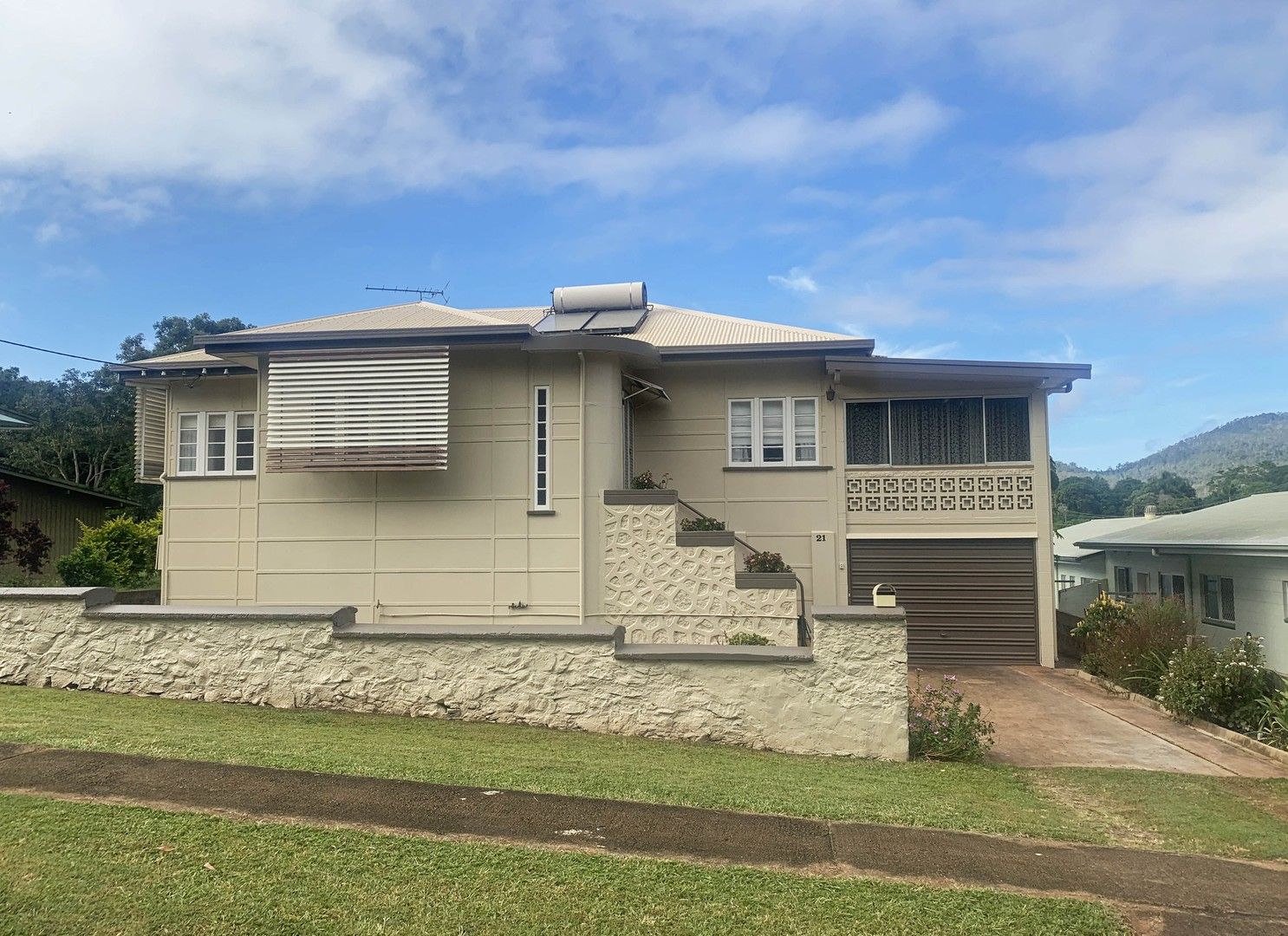 3 bedrooms House in 21 Robert St ATHERTON QLD, 4883