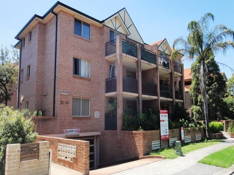 3 bedrooms Apartment / Unit / Flat in 17/38-40 Hampden Street BEVERLY HILLS NSW, 2209